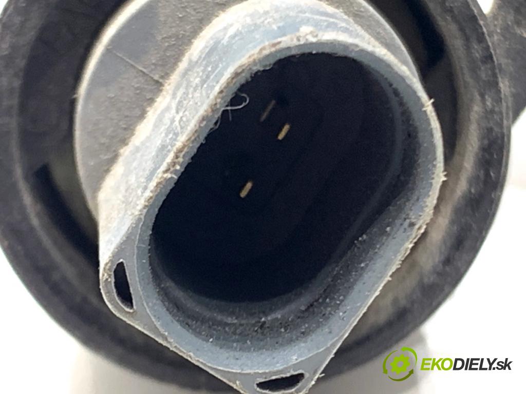 VW ID.3 liftback 2020 150 kW Pro  Rúra vody 1EA121053D