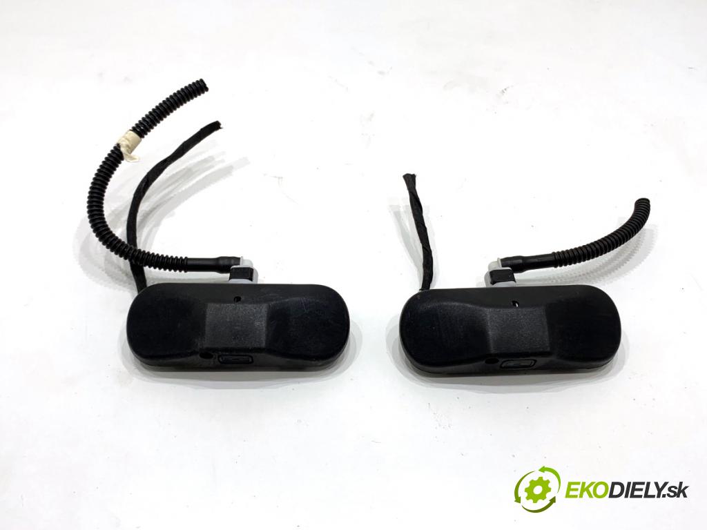 VW ID.3 liftback 2020 150 kW Pro  ostrekovač ostrekovačov okien 5M0955986C