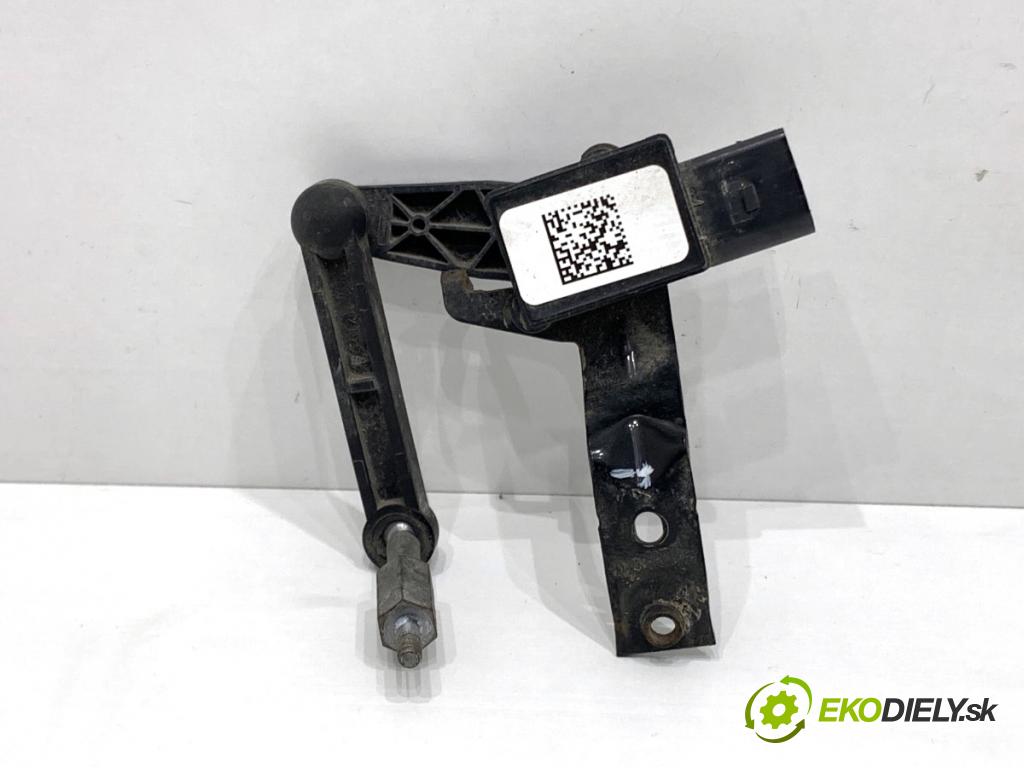 VW ID.3 liftback 2020 150 kW Pro  Snímač XENON zad ľavy 5WA907127