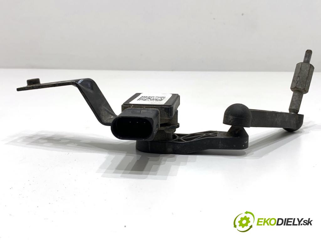 VW ID.3 liftback 2020 150 kW Pro  Snímač XENON zad ľavy 5WA907127