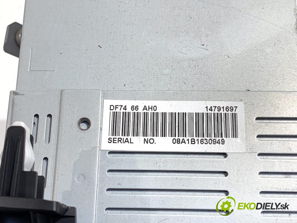 MAZDA 2 DE liftback 2008 63 kW 1.3 (DE3FS) 1349 RADIO  (Audio zariadenie)
