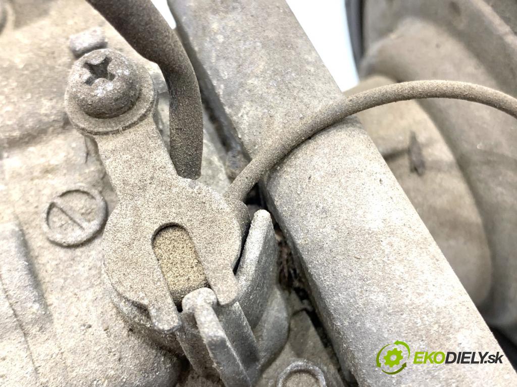 MAZDA 2 DE liftback 2008 63 kW 1.3 (DE3FS) 1349 Kompresor klimatizácie V09A1AA4AK (Kompresor klimatizácie)