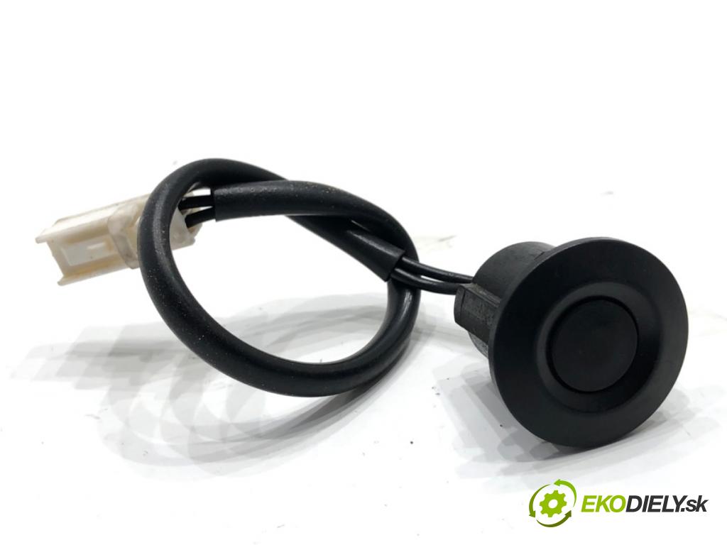 MAZDA 2 DE liftback 2008 63 kW 1.3 (DE3FS) 1349 Kľučka dverí zad 