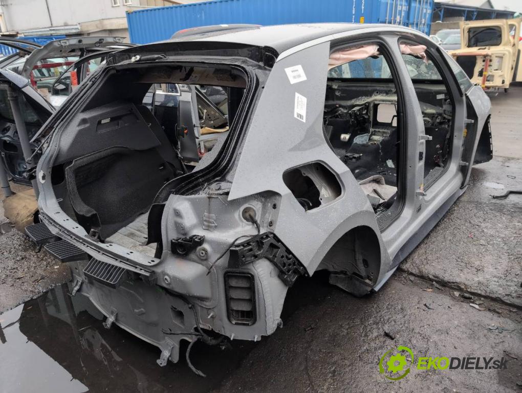 VW ID.3 liftback 2020 150 kW Pro  KAROSERIA ČTVRŤÁK blatník práh střecha PODŁUŻNICA