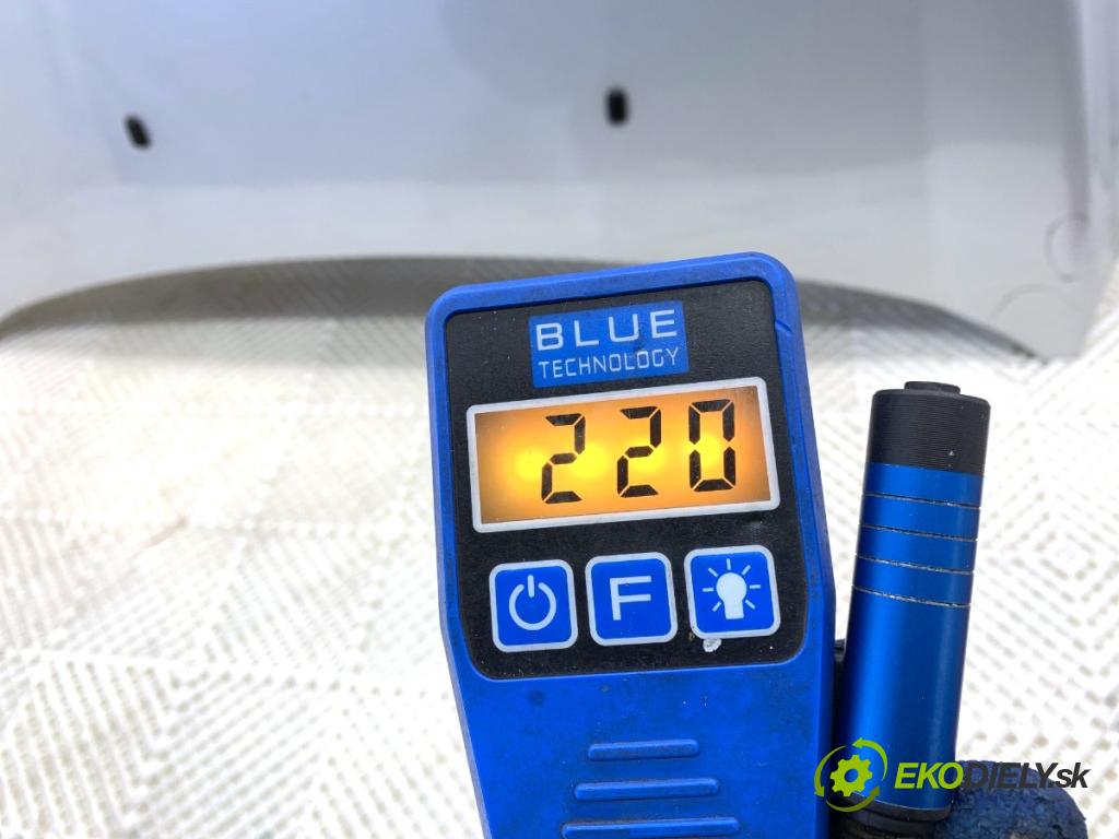 FORD FOCUS II Kombi 2008 85 kW 1.6 Ti 1596 kapota  (Kapota)