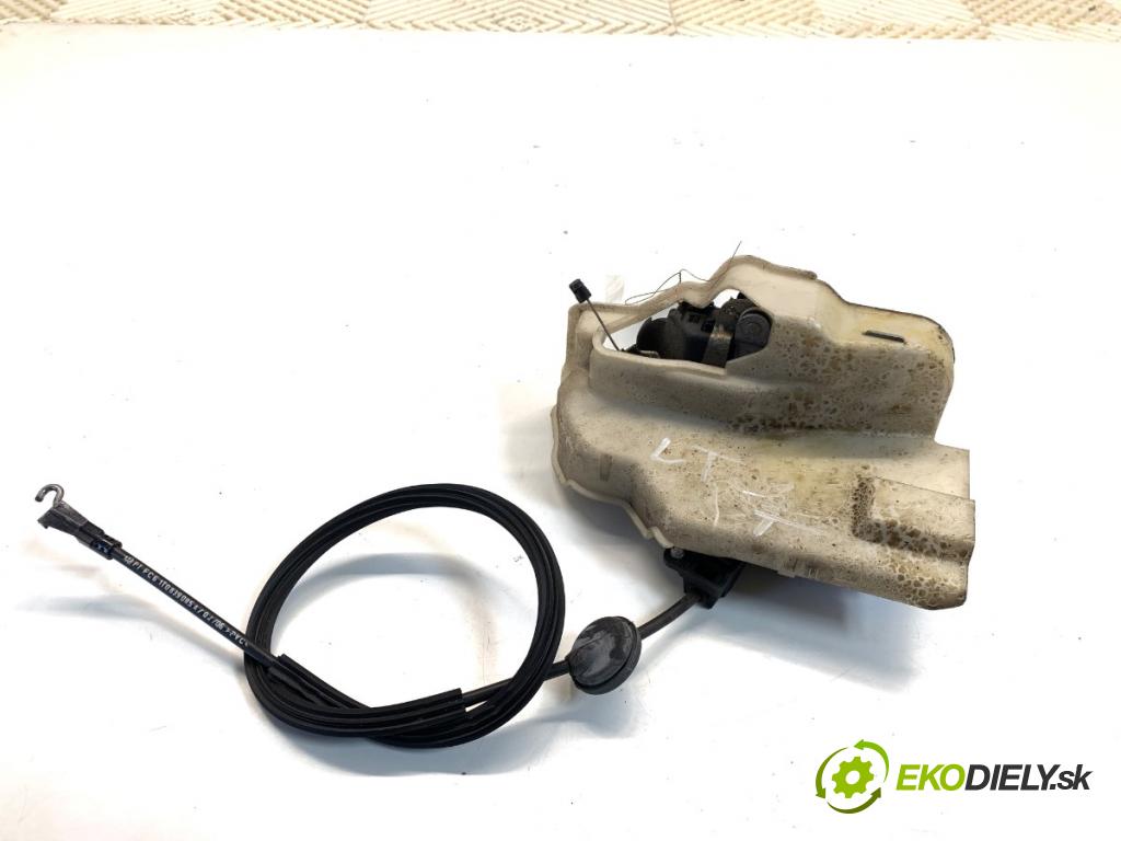 VW TOURAN nadwozie wielkoprzestrzenne (MPV) 2006 77 kW 1.9 TDI 1896 zámok Dvere ľavy zad