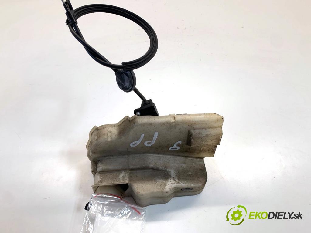 VW TOURAN nadwozie wielkoprzestrzenne (MPV) 2006 77 kW 1.9 TDI 1896 zámok Dvere pravy predný