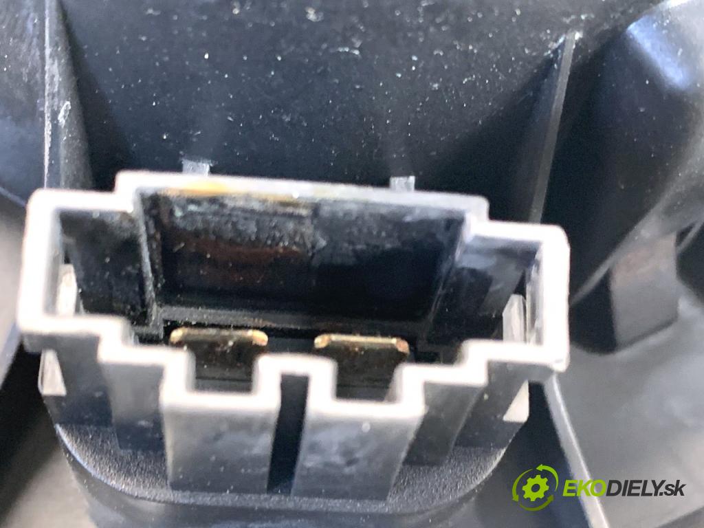 VW TOURAN nadwozie wielkoprzestrzenne (MPV) 2006 77 kW 1.9 TDI 1896 ventilátor kúrenia