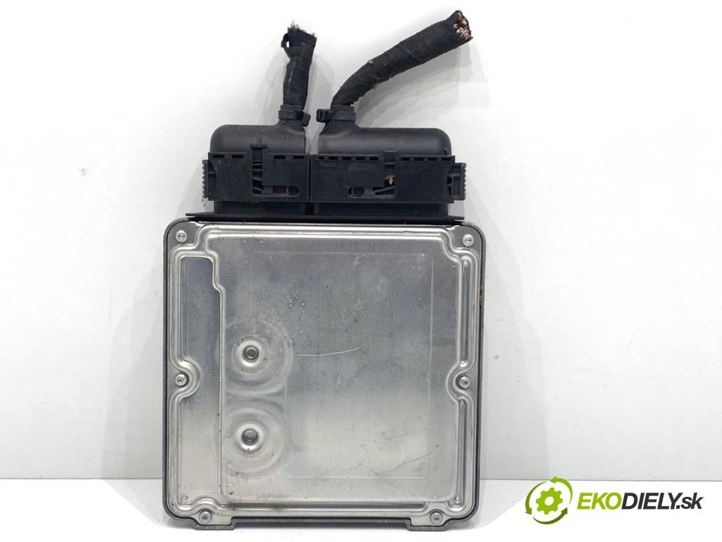 VW TOURAN nadwozie wielkoprzestrzenne (MPV) 2006 77 kW 1.9 TDI 1896 řídící jednotka motora 03G906016CD (Řídicí jednotka)