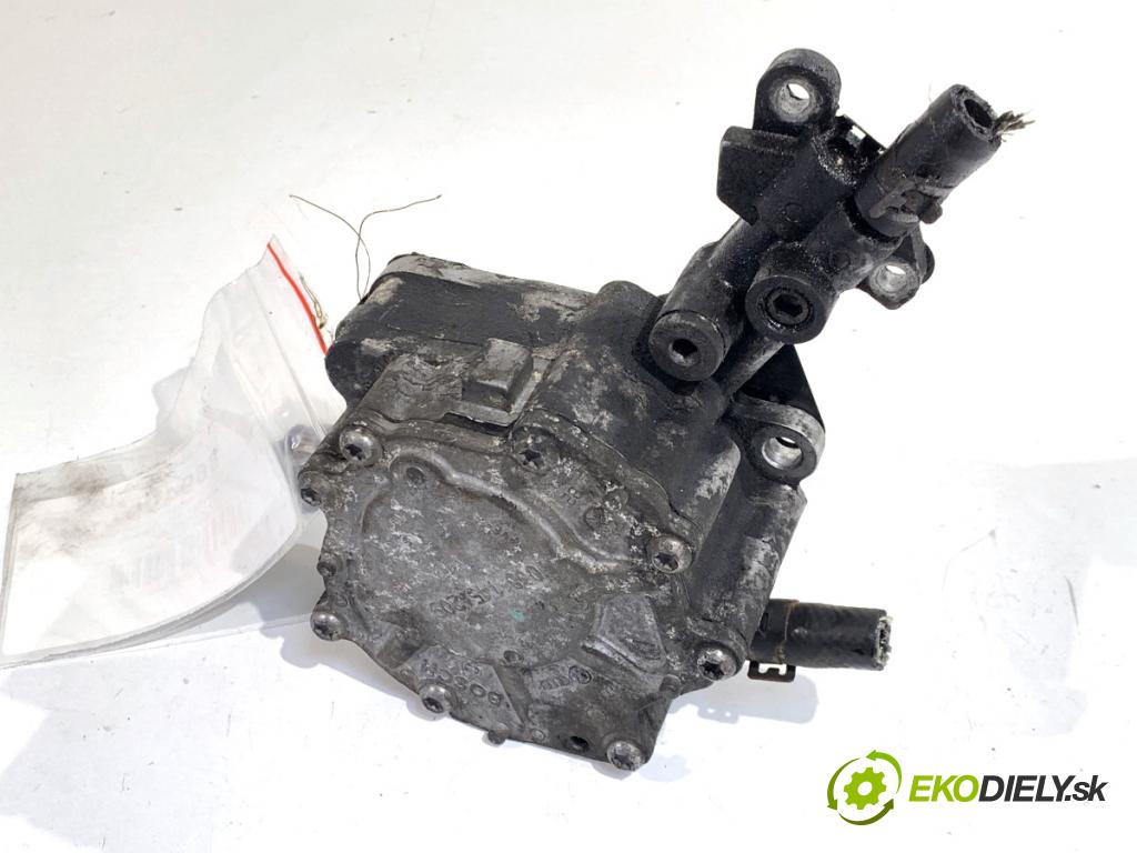 VW TOURAN nadwozie wielkoprzestrzenne (MPV) 2006 77 kW 1.9 TDI 1896 Pumpa vákuová 038145209