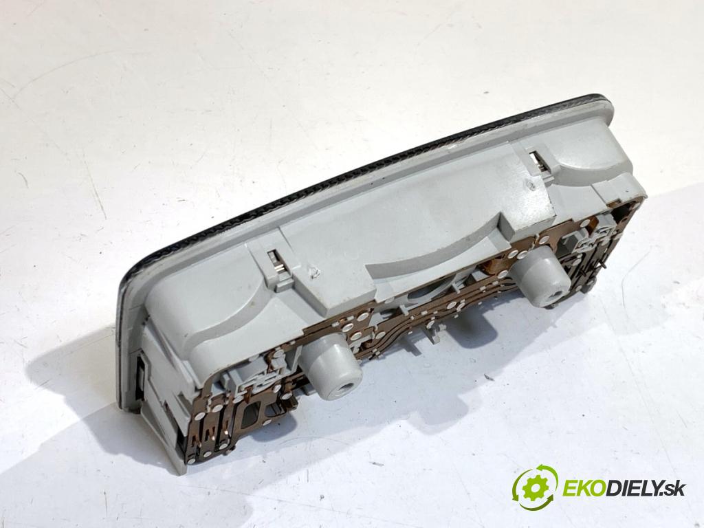 VW TOURAN nadwozie wielkoprzestrzenne (MPV) 2006 77 kW 1.9 TDI 1896 Svetlo stropné 3B0947105C