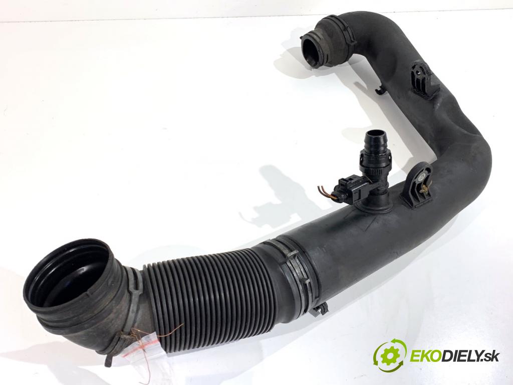 VW TOURAN nadwozie wielkoprzestrzenne (MPV) 2006 77 kW 1.9 TDI 1896 Rúra vzduchu 1K0129654AB