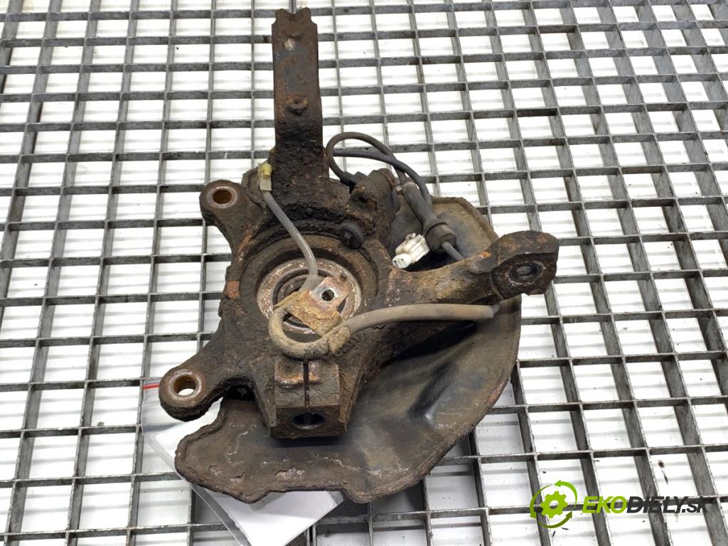 SUZUKI SWIFT III liftback 2006 68 kW 1.3 (RS 413) 1328 náboj pravý přední část