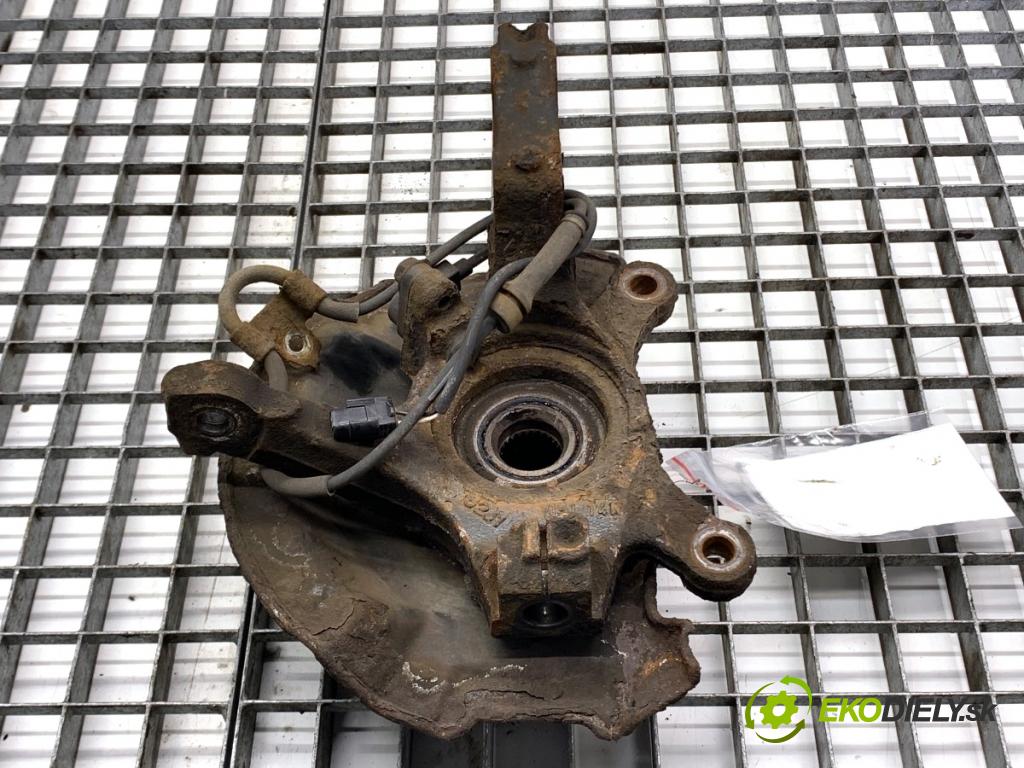 SUZUKI SWIFT III liftback 2006 68 kW 1.3 (RS 413) 1328 náboj pravý přední část