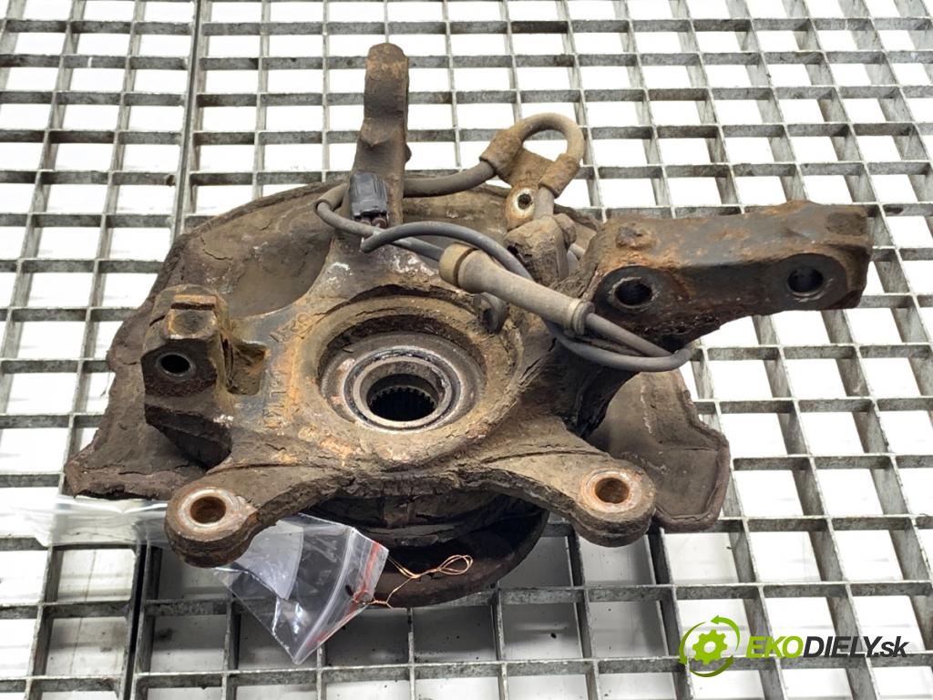 SUZUKI SWIFT III liftback 2006 68 kW 1.3 (RS 413) 1328 náboj pravý přední část