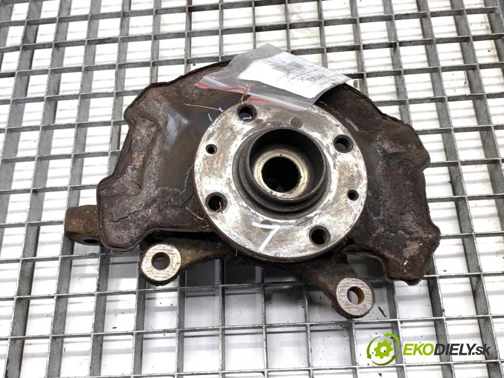 SUZUKI SWIFT III liftback 2006 68 kW 1.3 (RS 413) 1328 náboj levý přední část 