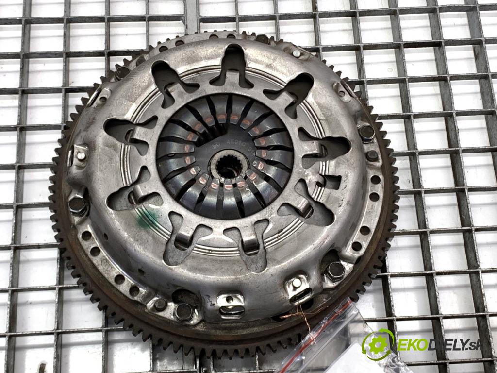 SUZUKI SWIFT III liftback 2006 68 kW 1.3 (RS 413) 1328 spojková sada bez ložiska 319011010 (Spojková sada)