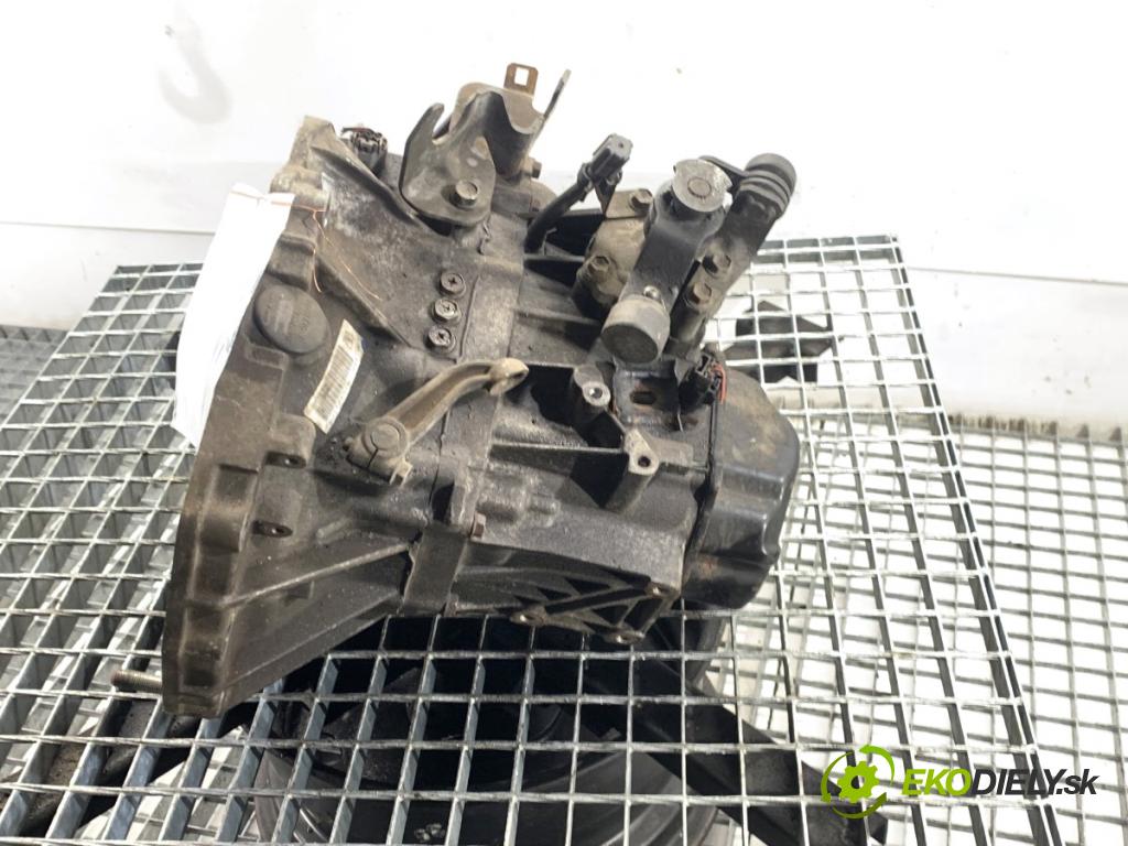 SUZUKI SWIFT III liftback 2006 68 kW 1.3 (RS 413) 1328 převodovka ZN0 (Převodovka)