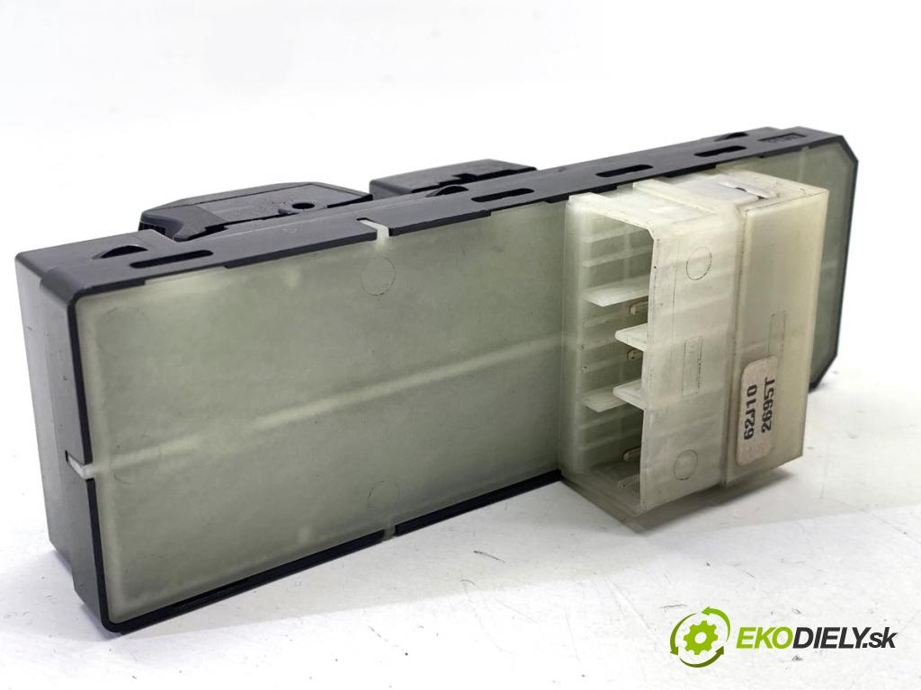 SUZUKI SWIFT III liftback 2006 68 kW 1.3 (RS 413) 1328 Prepínač okien 62J102695T (Prepínacie páčky pod volantom)