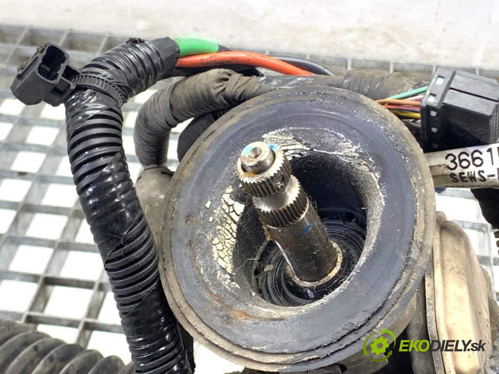 SUZUKI SWIFT III liftback 2006 68 kW 1.3 (RS 413) 1328 riadenie volantu Riadenie 63J5