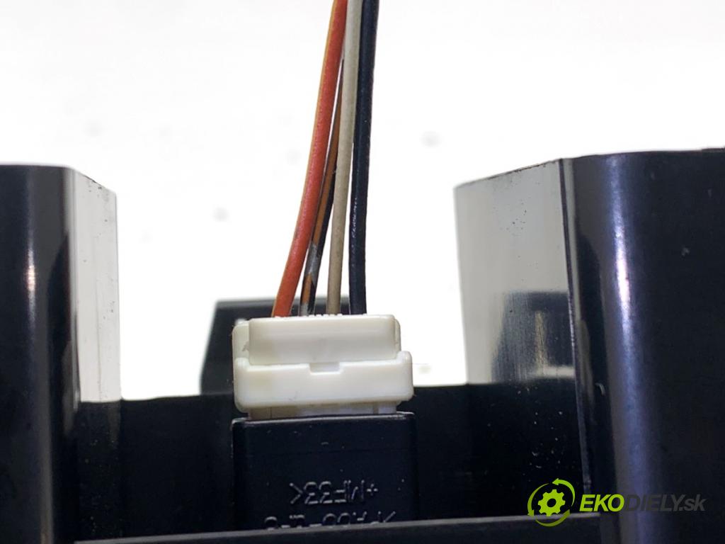 SUZUKI SWIFT III liftback 2006 68 kW 1.3 (RS 413) 1328 Mriežky kúrenia predný 73610-62J00