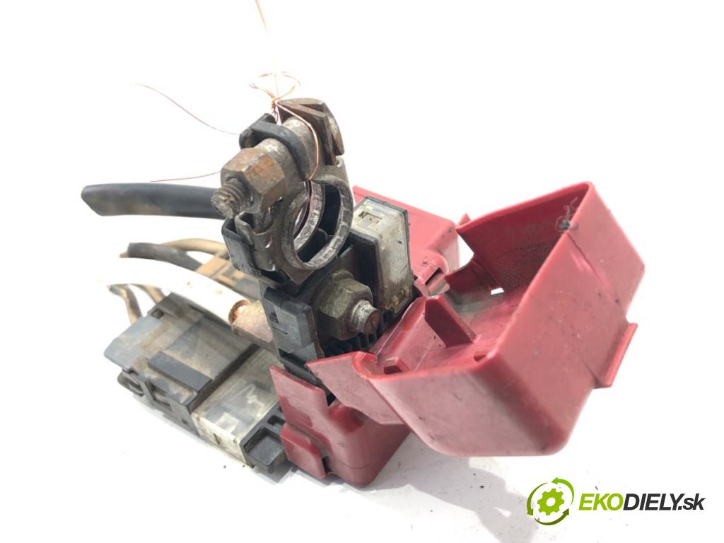 SUZUKI SWIFT III liftback 2006 68 kW 1.3 (RS 413) 1328 svorka plus