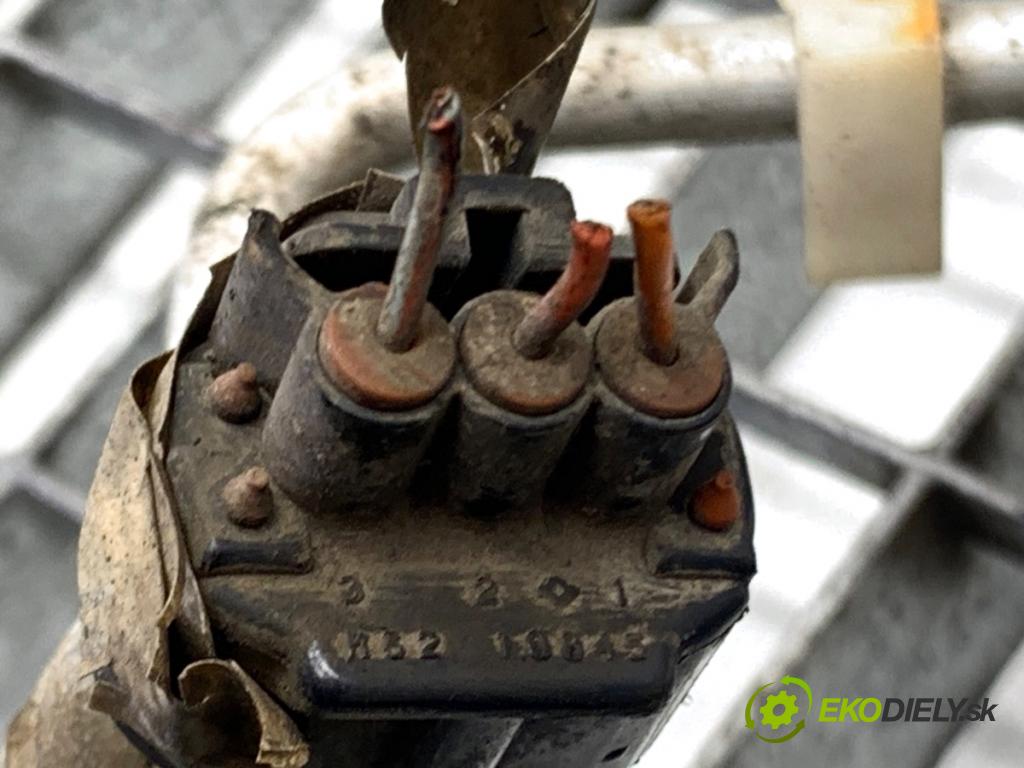 SUZUKI SWIFT III liftback 2006 68 kW 1.3 (RS 413) 1328 rúrka klimatizácie 95731-62J10 (Rúrka klimatizácie)