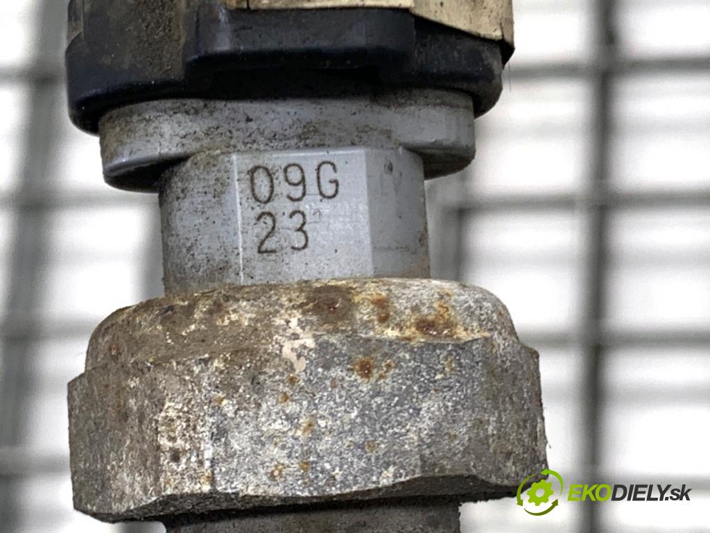 SUZUKI SWIFT III liftback 2006 68 kW 1.3 (RS 413) 1328 rúrka klimatizácie 95731-62J10 (Rúrka klimatizácie)