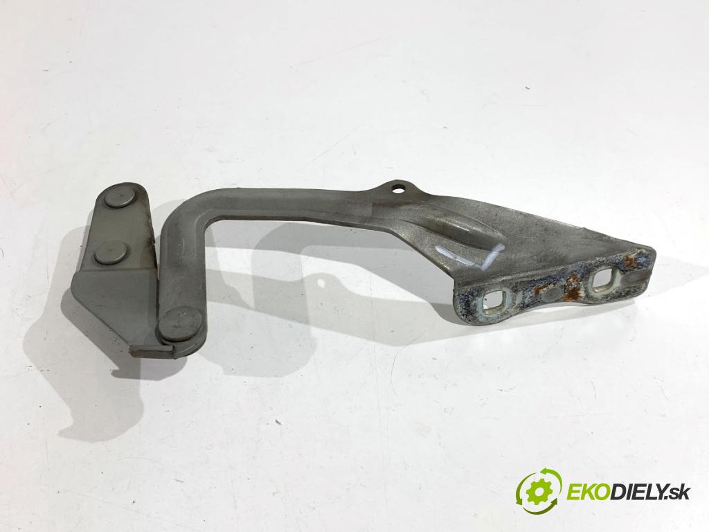 FORD FOCUS II Kombi 2008 85 kW 1.6 Ti 1596 Záves kapoty ľavy predný 4M51-16801-AA