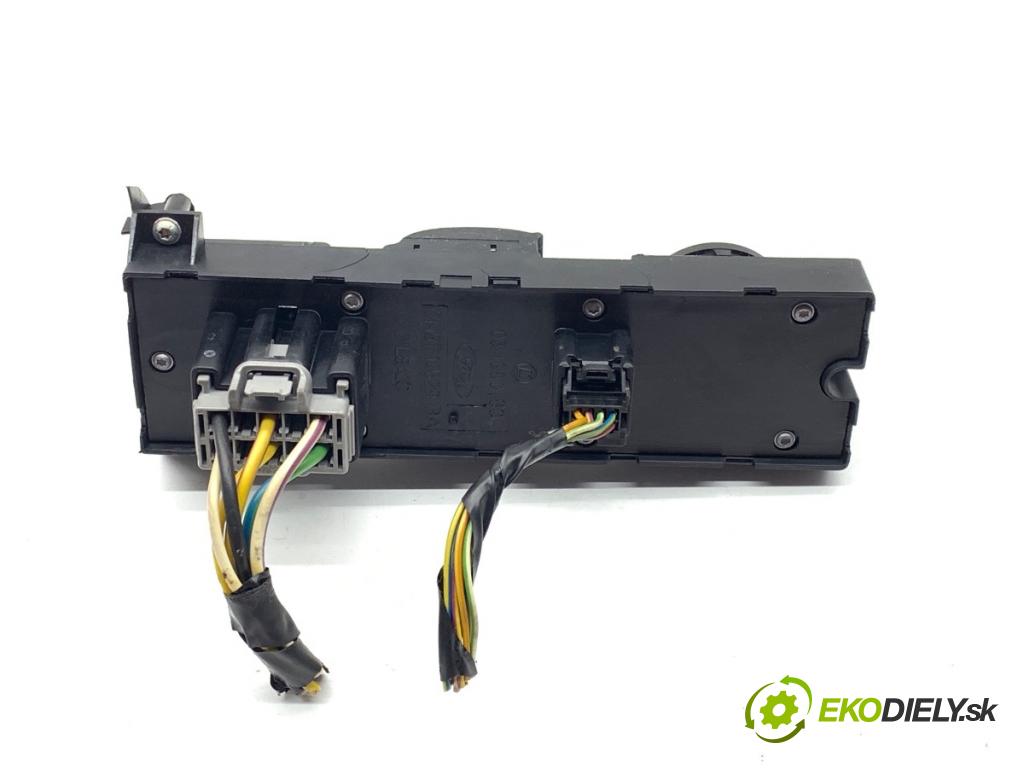 FORD FOCUS II Kombi 2008 85 kW 1.6 Ti 1596 Prepínač okien 7M5T14529BA (Prepínacie páčky pod volantom)