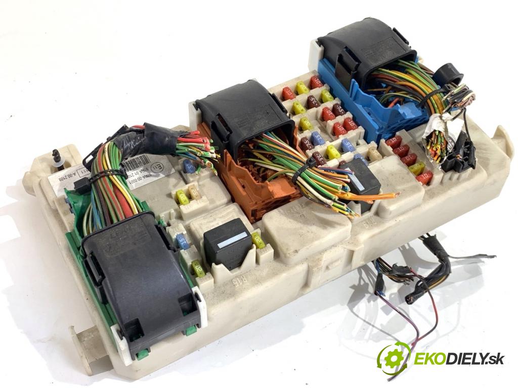 FORD FOCUS II Kombi 2008 85 kW 1.6 Ti 1596 modul BSI 7M5T-14A073-DC (Pojistková skříňka)