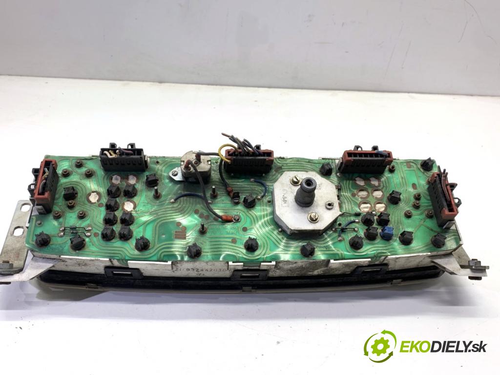 DAEWOO LUBLIN II Platforma / podwozie 1998 66 kW 2.4 TD (3354) 2417 Prístrojovka 832442010 (Prístrojová doska)
