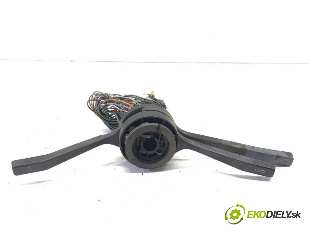 DAEWOO LUBLIN II Platforma / podwozie 1998 66 kW 2.4 TD (3354) 2417 Prepínač kombinovaný  (Prepínacie páčky pod volantom)