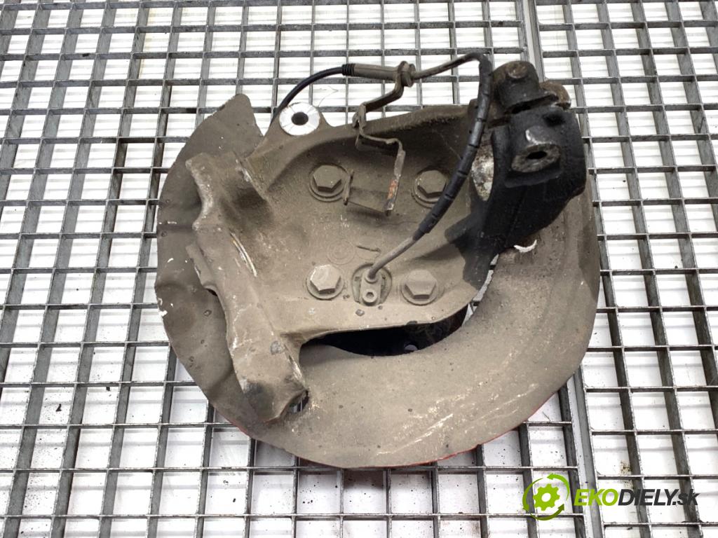 BMW E90 sedan 2006 95 kW 318 i 1995 náboj ľavy predný 6773209