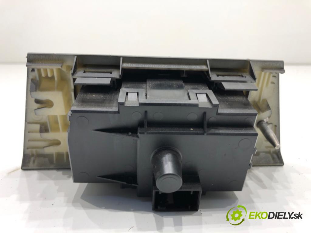 BMW E90 sedan 2006 95 kW 318 i 1995 Spínač svetiel 6932794