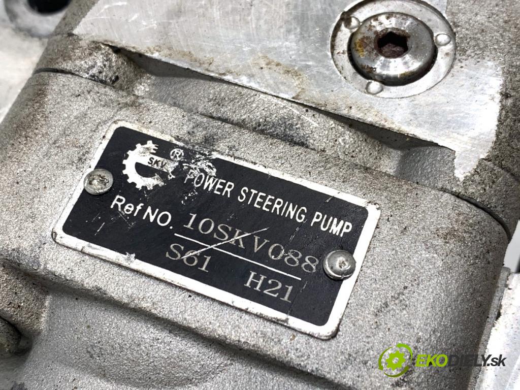 BMW E90 sedan 2006 95 kW 318 i 1995 pumpa servočerpadlo  (Servočerpadlo)