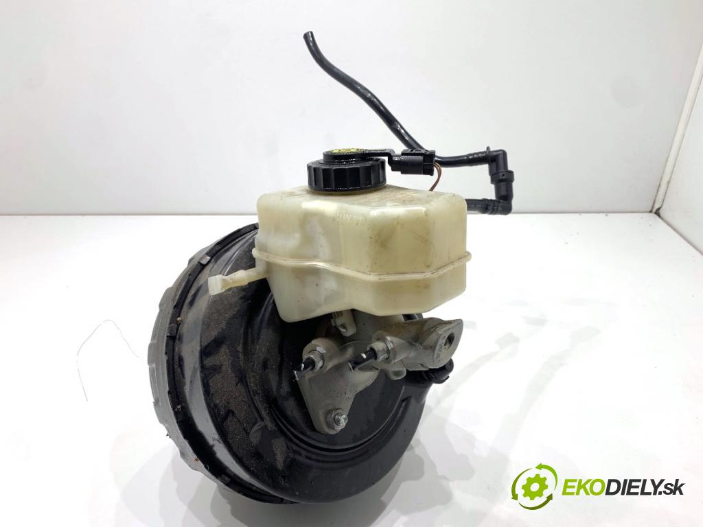 BMW E90 sedan 2006 95 kW 318 i 1995 Posilovač bŕzd 6751976