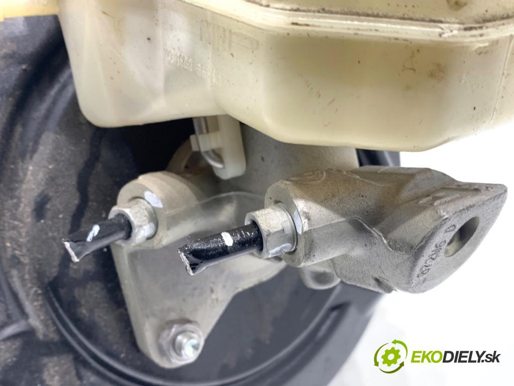 BMW E90 sedan 2006 95 kW 318 i 1995 Posilovač bŕzd 6751976