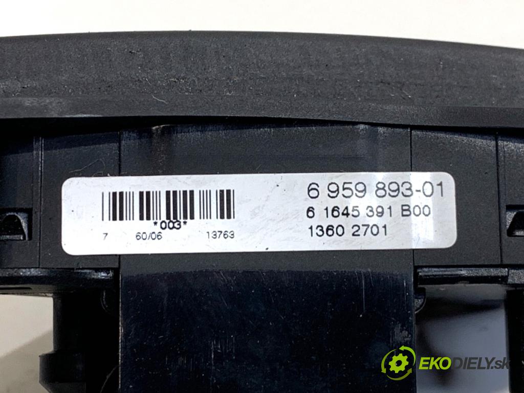 BMW E90 sedan 2006 95 kW 318 i 1995 SPÍNAČE: volantu 6959893 6764547