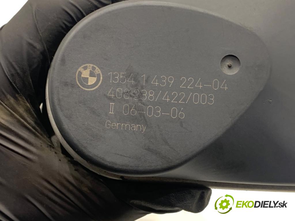 BMW E90 sedan 2006 95 kW 318 i 1995 Škrtiaca klapka 1439224 (Škrtiaca klapka)