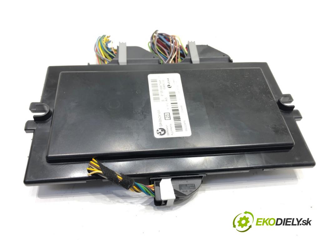 BMW E90 sedan 2006 95 kW 318 i 1995 modul světel 6987998 (Řídící jednotka ostatní)