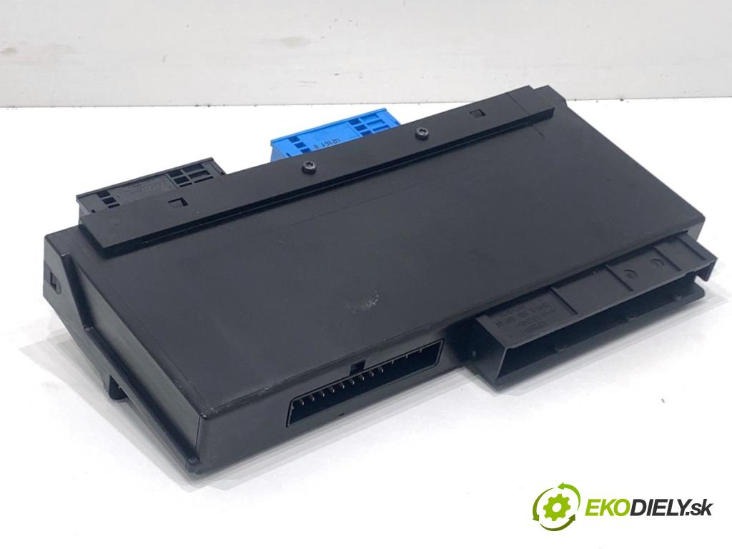 BMW E90 sedan 2006 95 kW 318 i 1995 modul komfortu 9119491 (Komfortní modul)