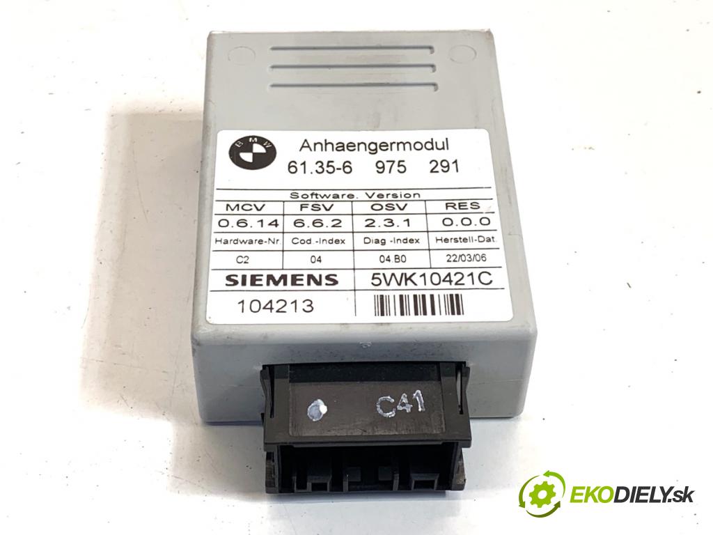 BMW E90 sedan 2006 95 kW 318 i 1995 modul tažného oka 6975291 (Řídící jednotka ostatní)