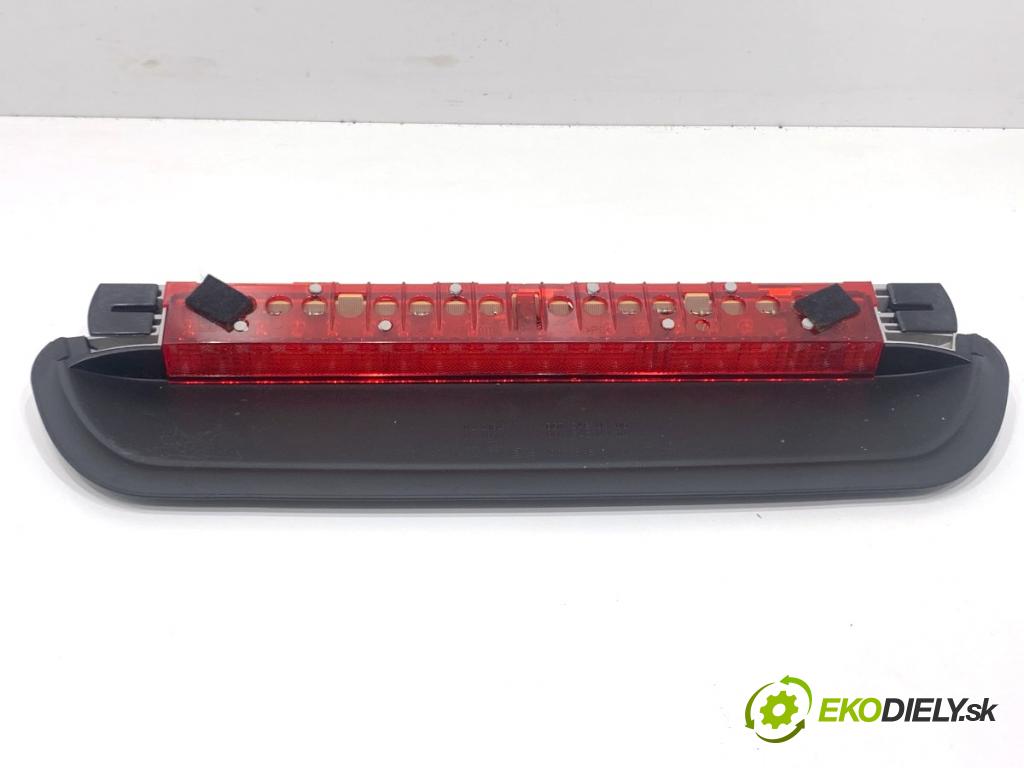 BMW E90 sedan 2006 95 kW 318 i 1995 Svetlo brzdových svetiel 6946614