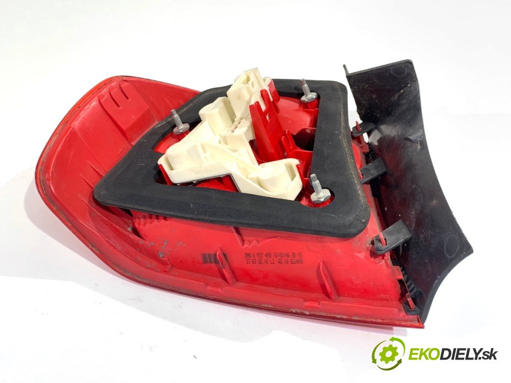 BMW E90 sedan 2006 95 kW 318 i 1995 Svetlo pravy zad 6937458