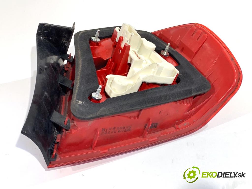 BMW E90 sedan 2006 95 kW 318 i 1995 světlo levý zadní část 6937457