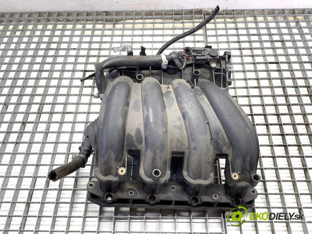 BMW E90 sedan 2006 95 kW 318 i 1995 potrubí sání  (Sací potrubí)