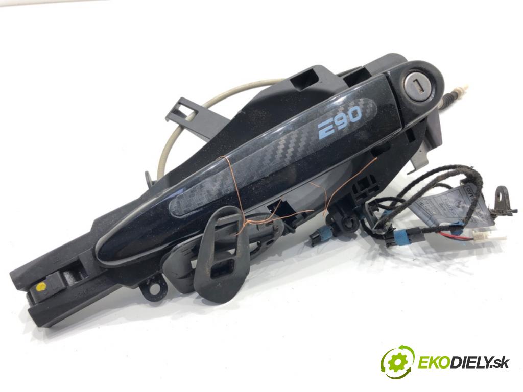 BMW E90 sedan 2006 95 kW 318 i 1995 Kľučka vonkajšia ľavy predný 