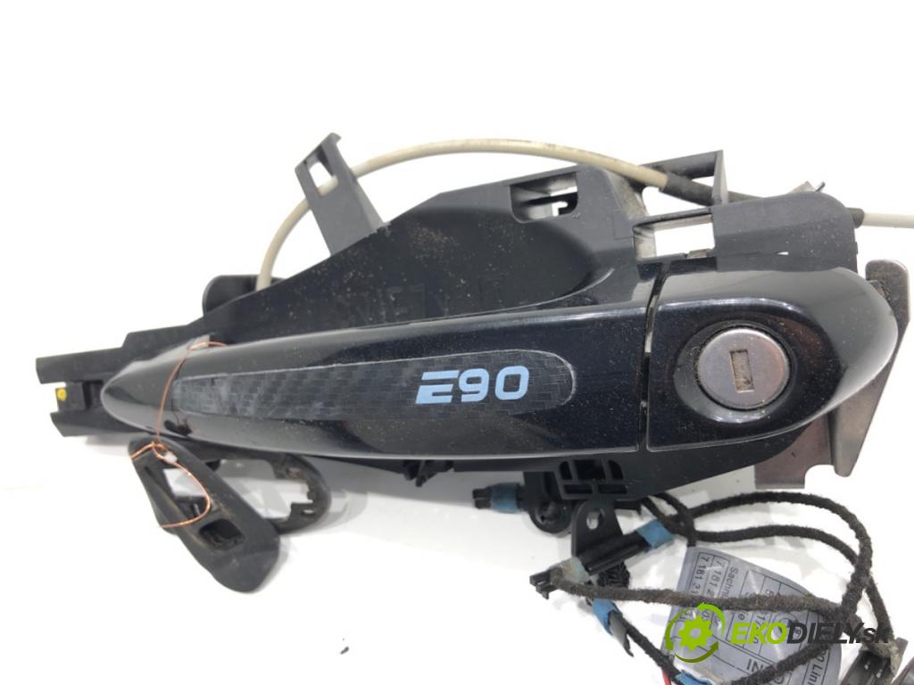 BMW E90 sedan 2006 95 kW 318 i 1995 Kľučka vonkajšia ľavy predný