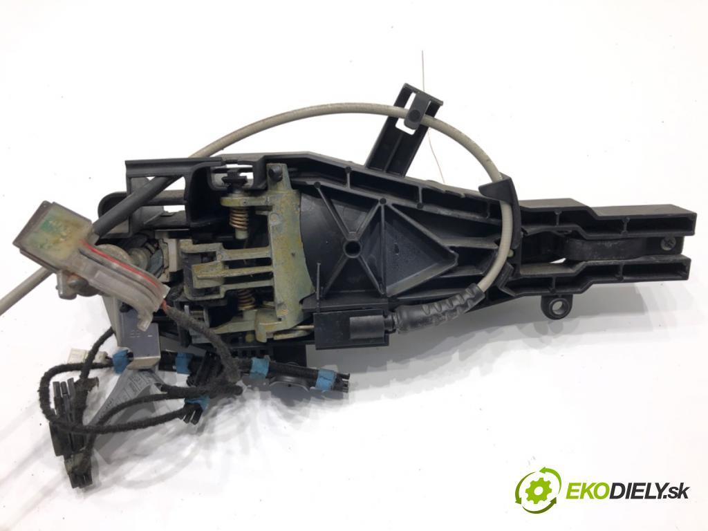 BMW E90 sedan 2006 95 kW 318 i 1995 Kľučka vonkajšia ľavy predný